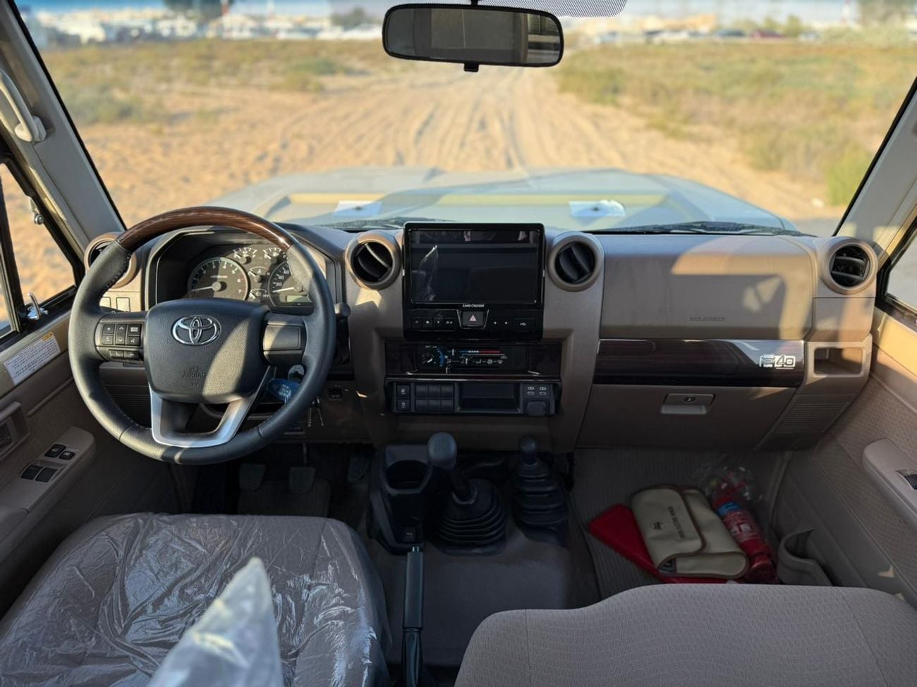 تويوتا لاند كروزر بيك آب