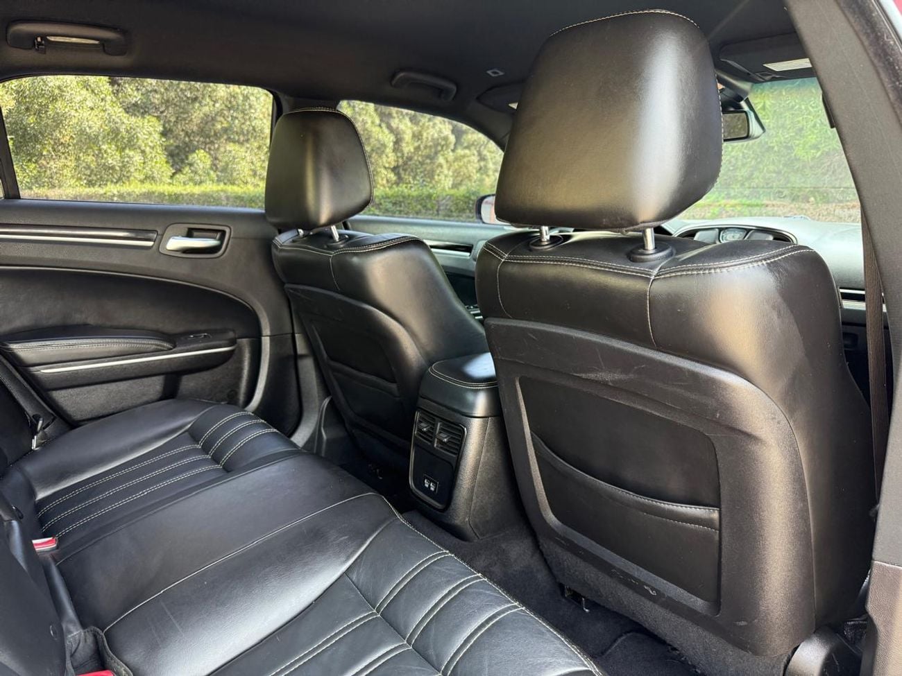 كرايسلر 300C PLUS