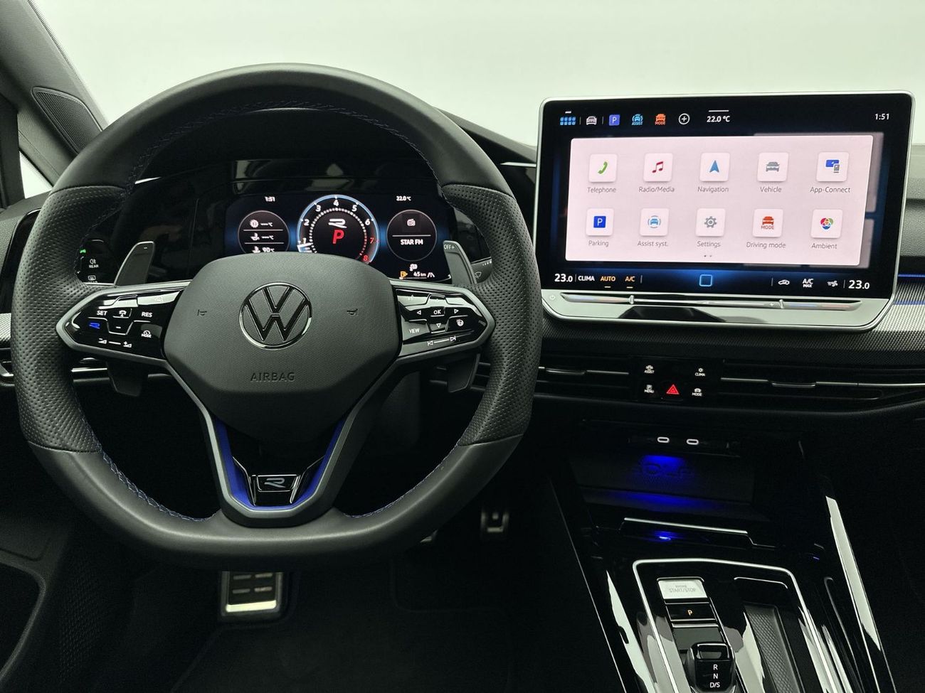 Volkswagen Golf R Base 2.0T