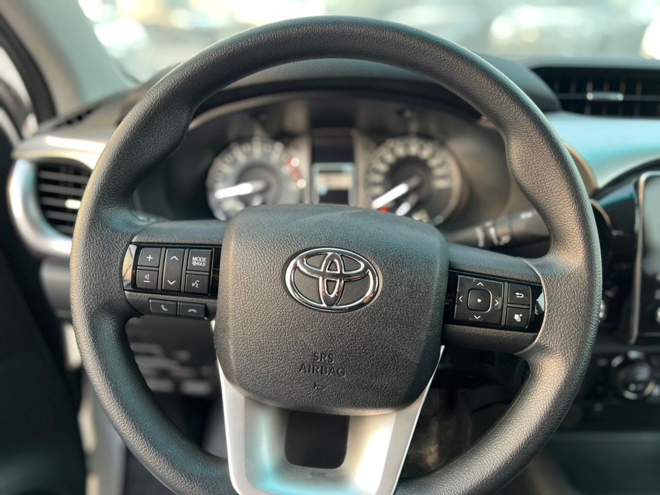 تويوتا هيلوكس EXPORT ONLY - Toyota Hilux 4x4 2.7L DC