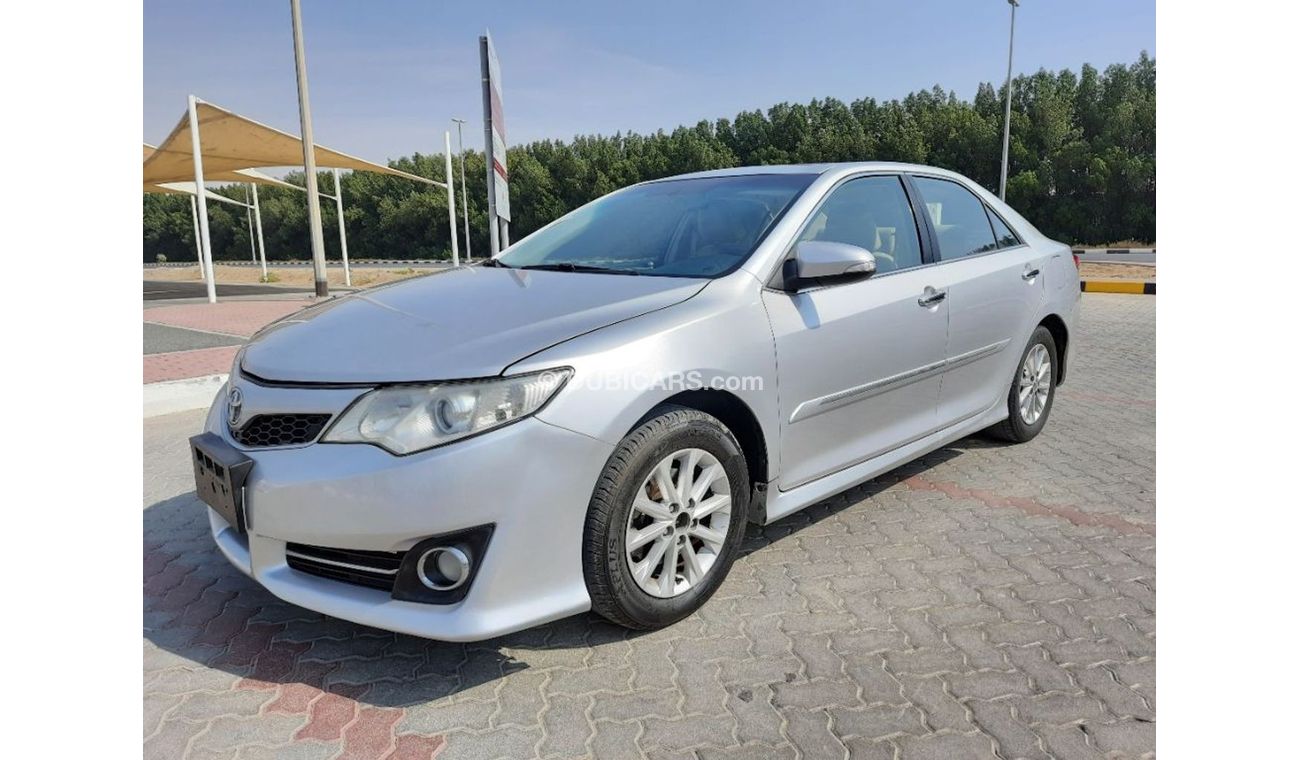 Toyota Camry Toyota camery 2012 gcc SE+ very celen car