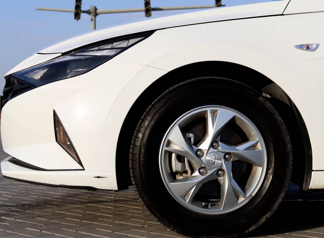 هيونداي إلانترا هيونداي إلنترا | 1.6 لتر | 2023 | خليجية | خالية من الحوادث | بحالة ممتازة | 773 شهرياً