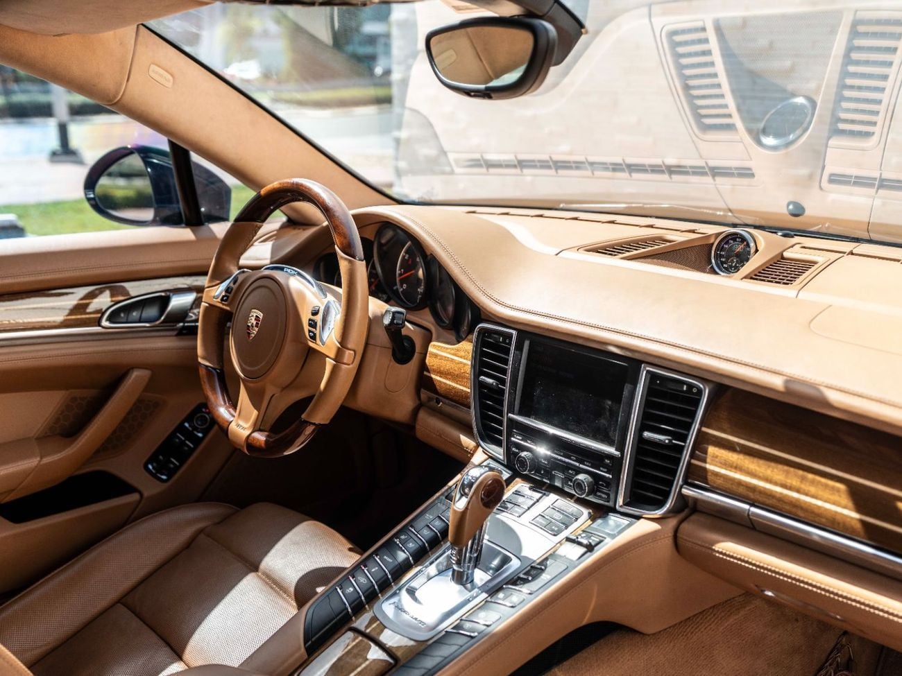 Porsche Panamera Turbo 4.8L (493 HP)