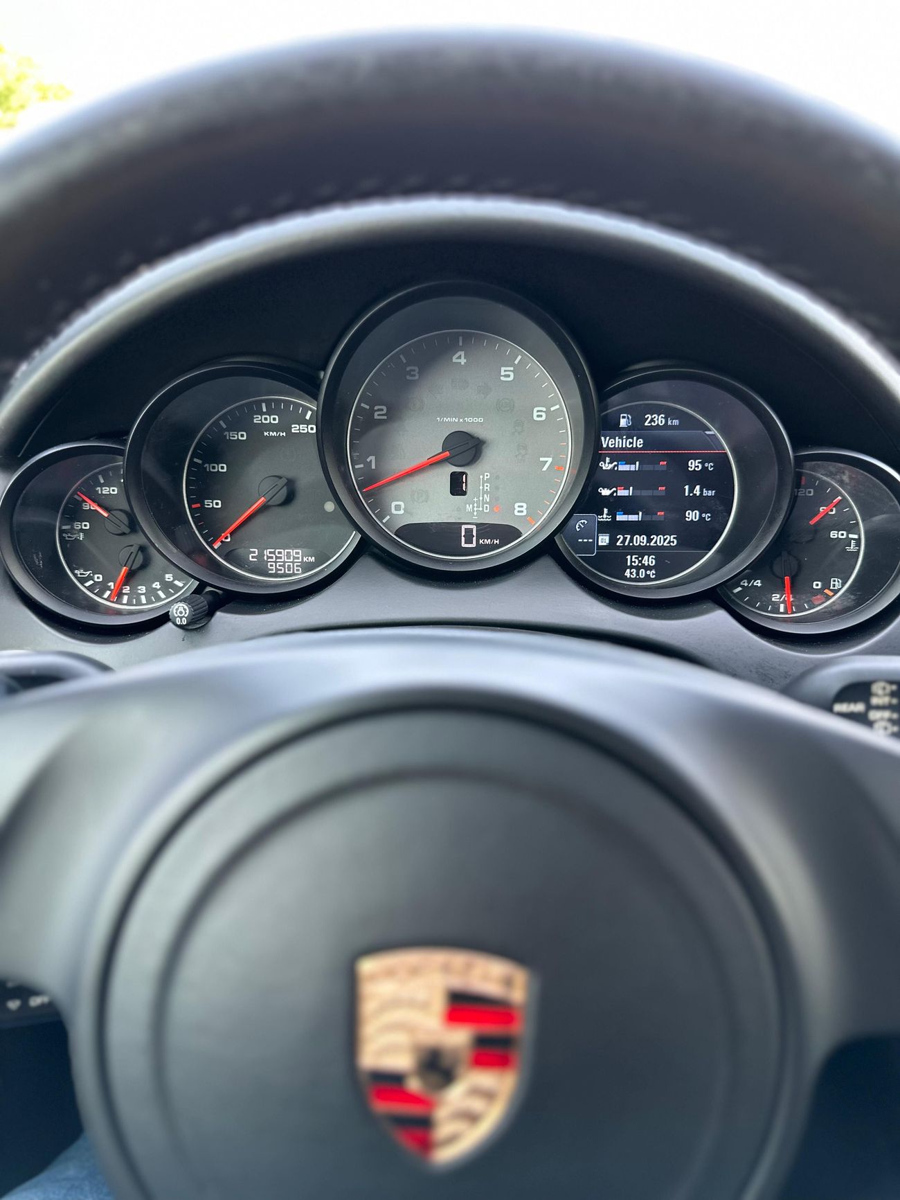 Porsche Cayenne S V8 4.8 Liters (400 HP) - Full Service - Full Options - Very Clean