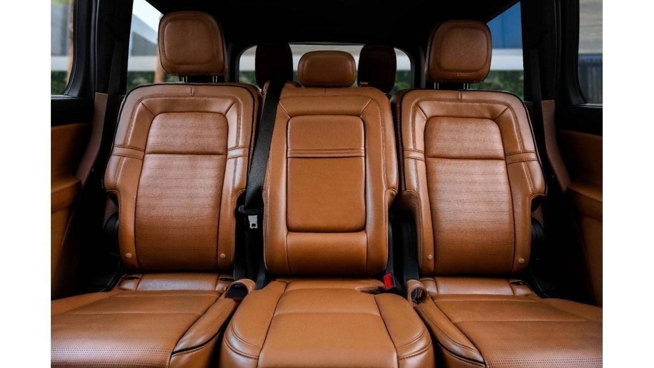 Lincoln Aviator Presidential | 3,329 P.M  | 0% Downpayment | Agency Service / Warranty