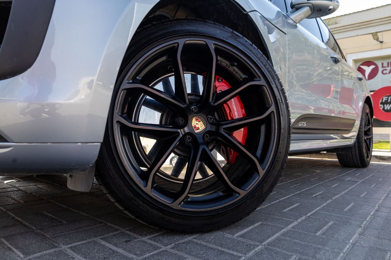 بورش ماكان GTS 2.9L (435 HP)