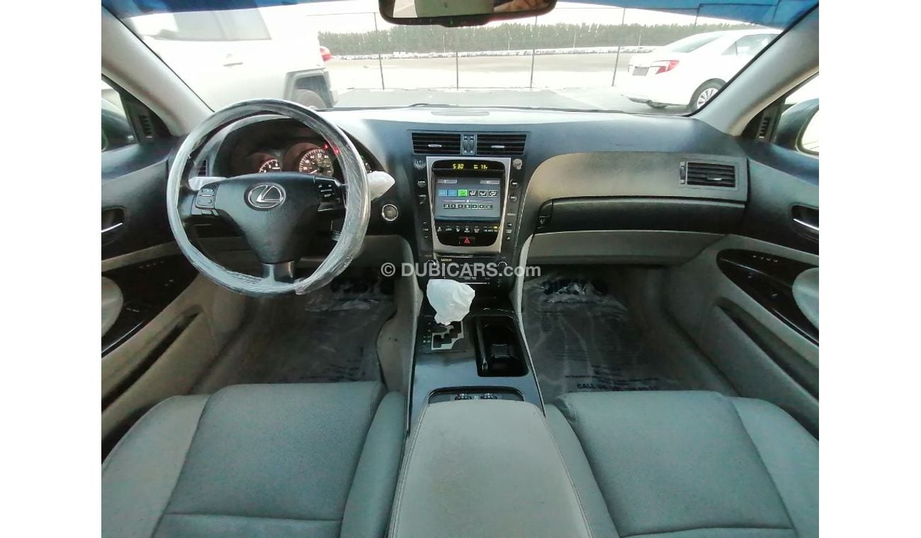 لكزس GS 300 لكزس جي اس ٣٠٠ مواصفات أمريكيه