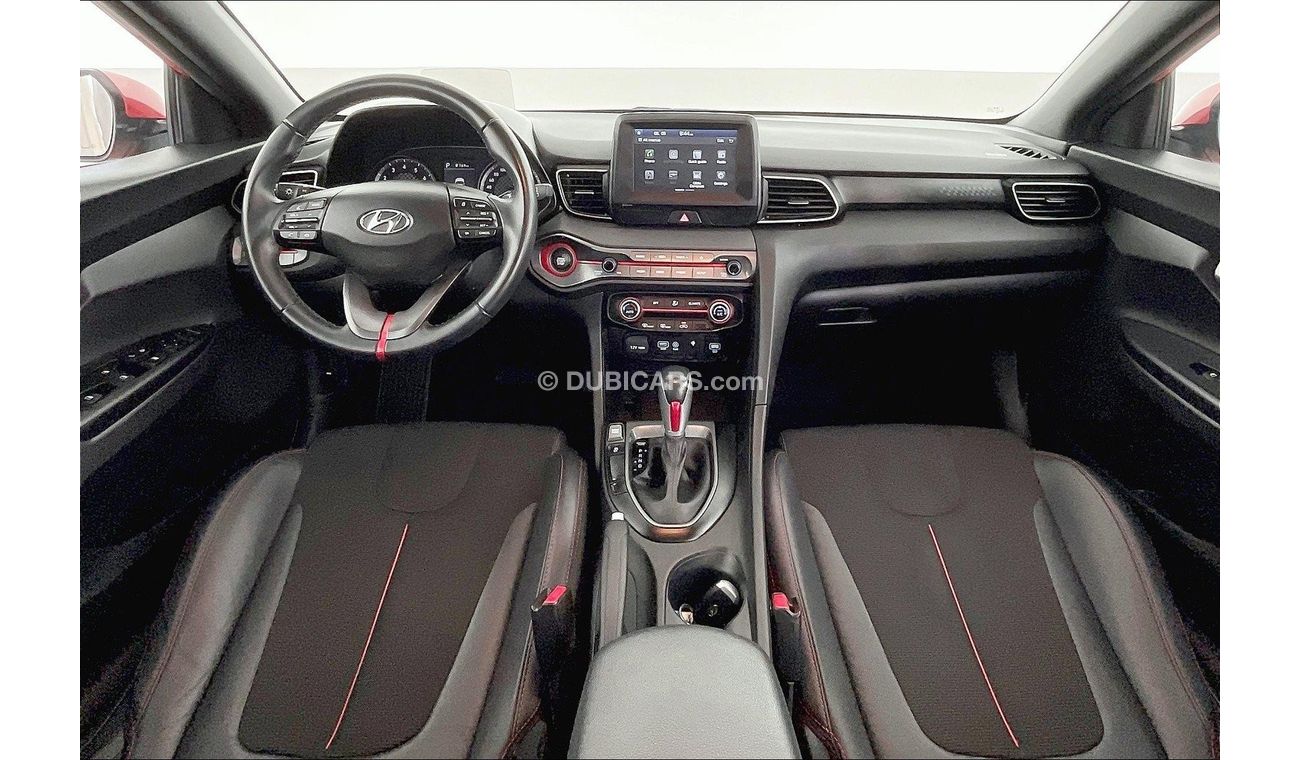 Hyundai Veloster Sport