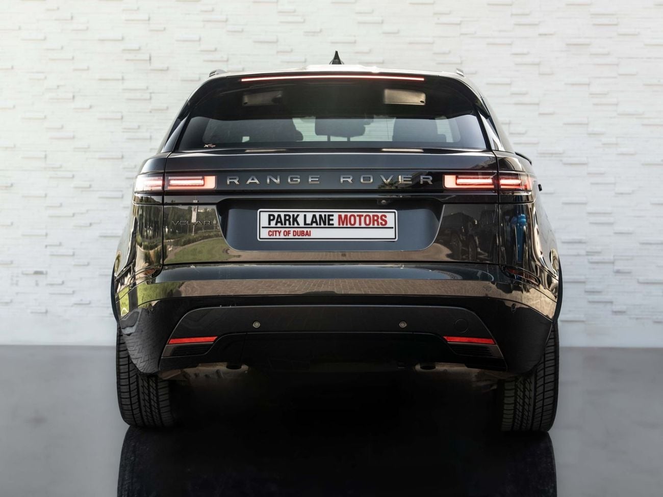 لاند روفر رينج روفر فيلار DYNAMIC SE Land Rover Range Rover Velar 2024