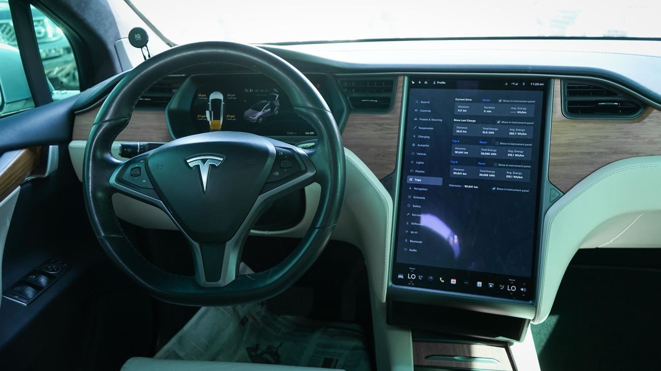 تسلا موديل اكس