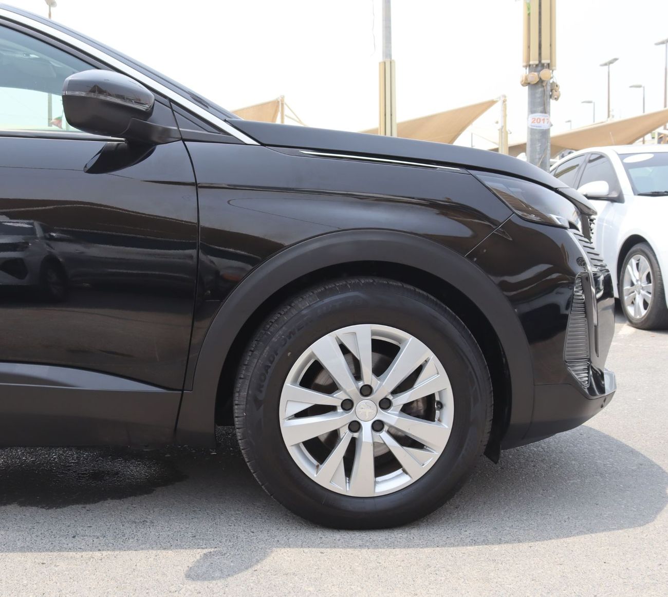 بيجو 3008 بيجو 3008 موديل 2022 محرك 1.6L ممشى 66000 KM وسعر 52000 درهم  خليجى بحاله ممتازه