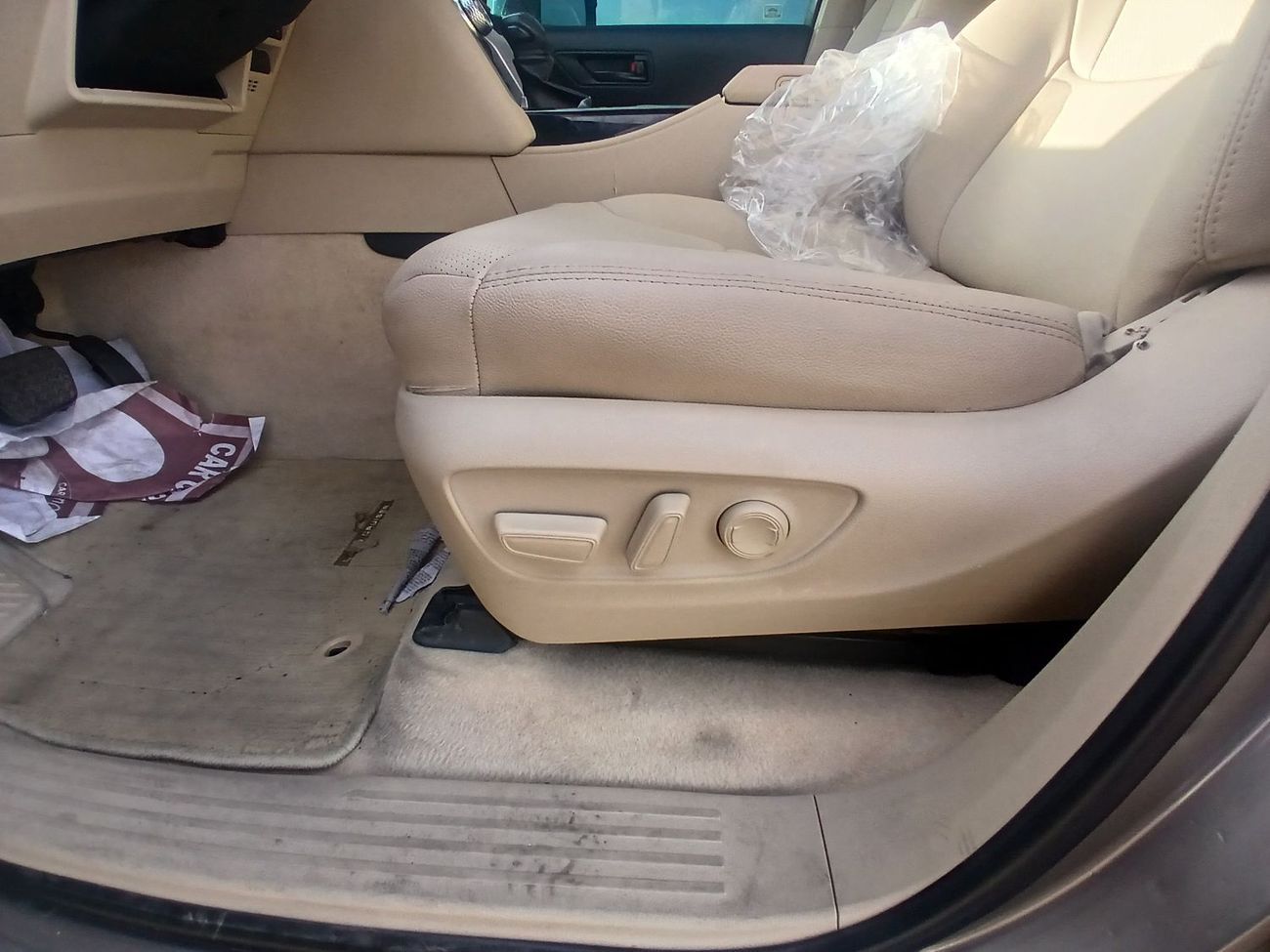 تويوتا لاند كروزر Toyota landcruise 2022MODEL 4.0L petrol Engine v6 Colour Brown push start Sunroof Transmission Autom
