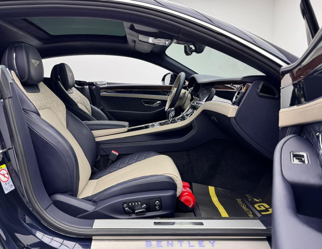 Bentley Continental GT 6.0L W12 (626 HP) 2020 Bentley Continental GT, Bentley Warranty+Full Service History, GCC