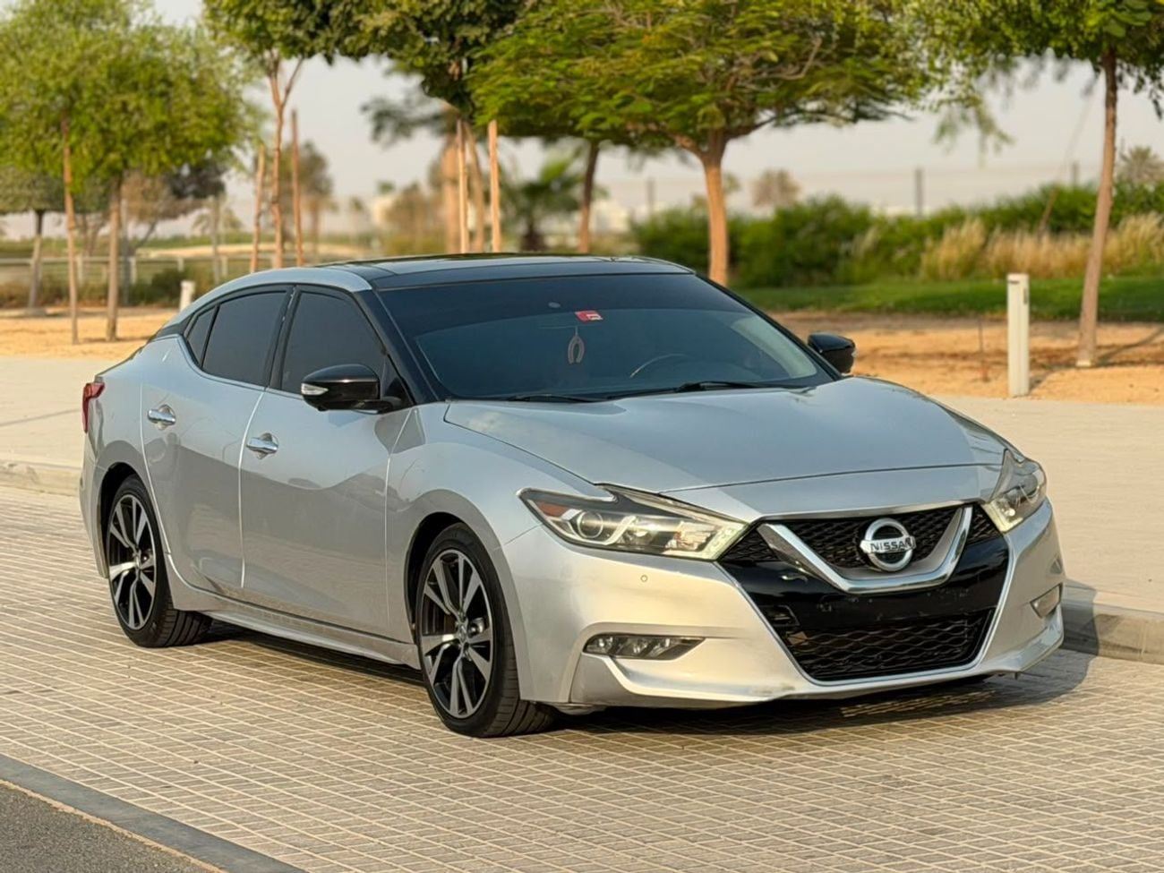 Nissan Maxima PLATINUM (NON GCC)