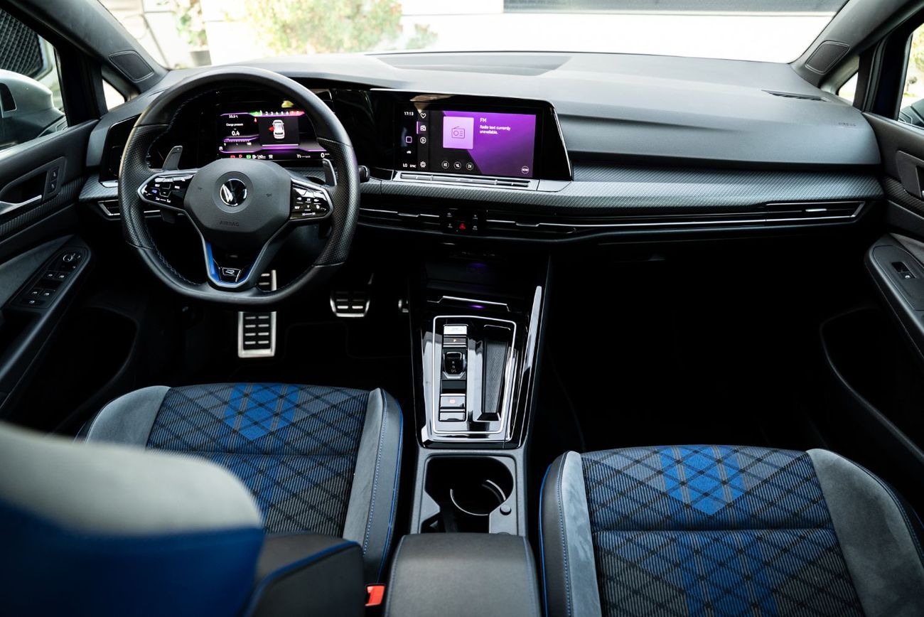 فولكس واجن جولف ار 2023 Agency Warranty Full Service History GCC Low Mileage