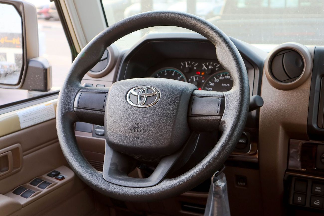 Toyota Land Cruiser Pick Up Std 4.0L Double Cab Utility 4WD