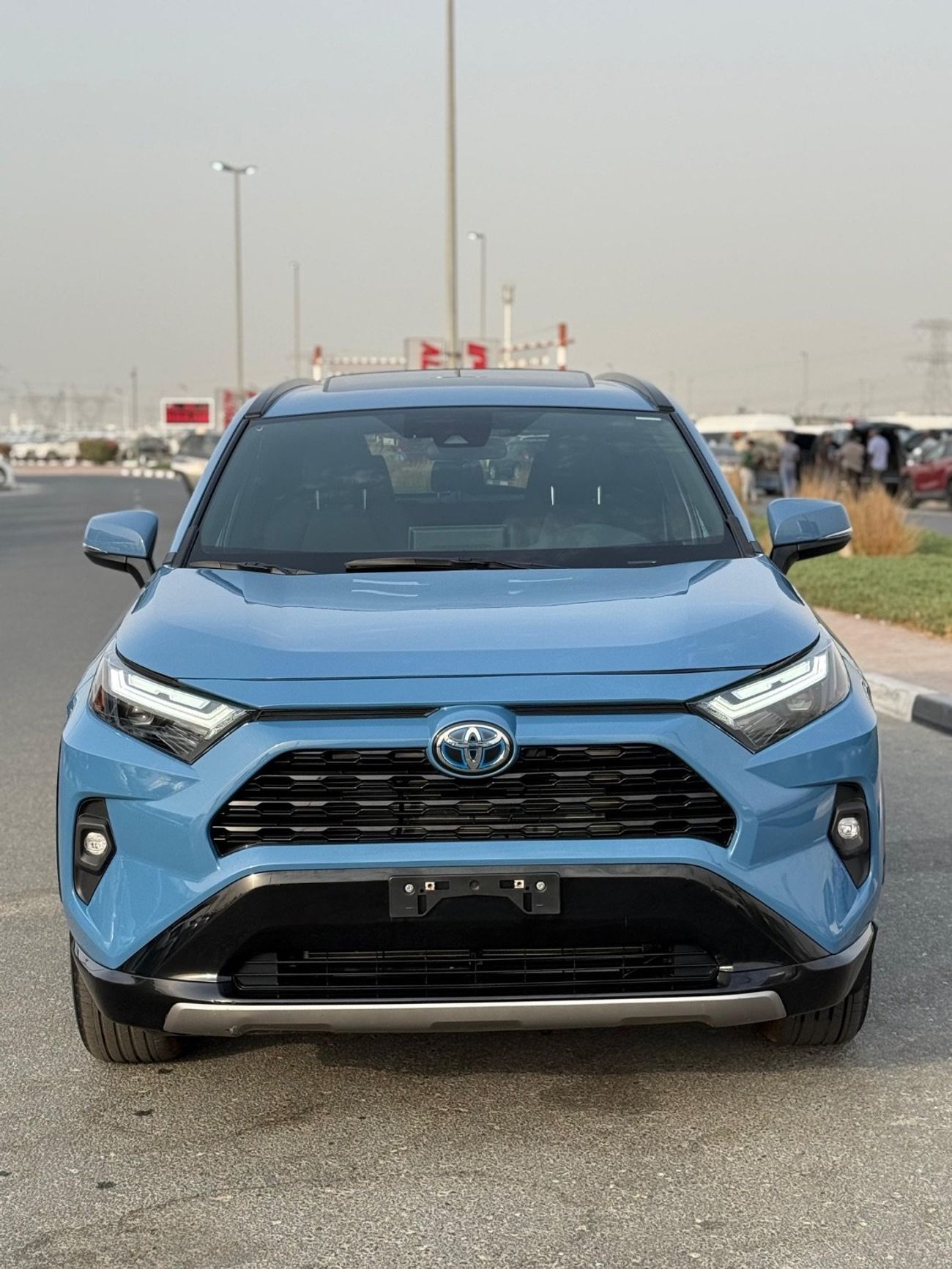 تويوتا راف ٤ Hybrid XSE Premium Black edition