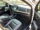 تويوتا هايلاندر 2019 Toyota Highlander MidOption - 2.7L V4 - Rear Camera - 7 Leather Seat