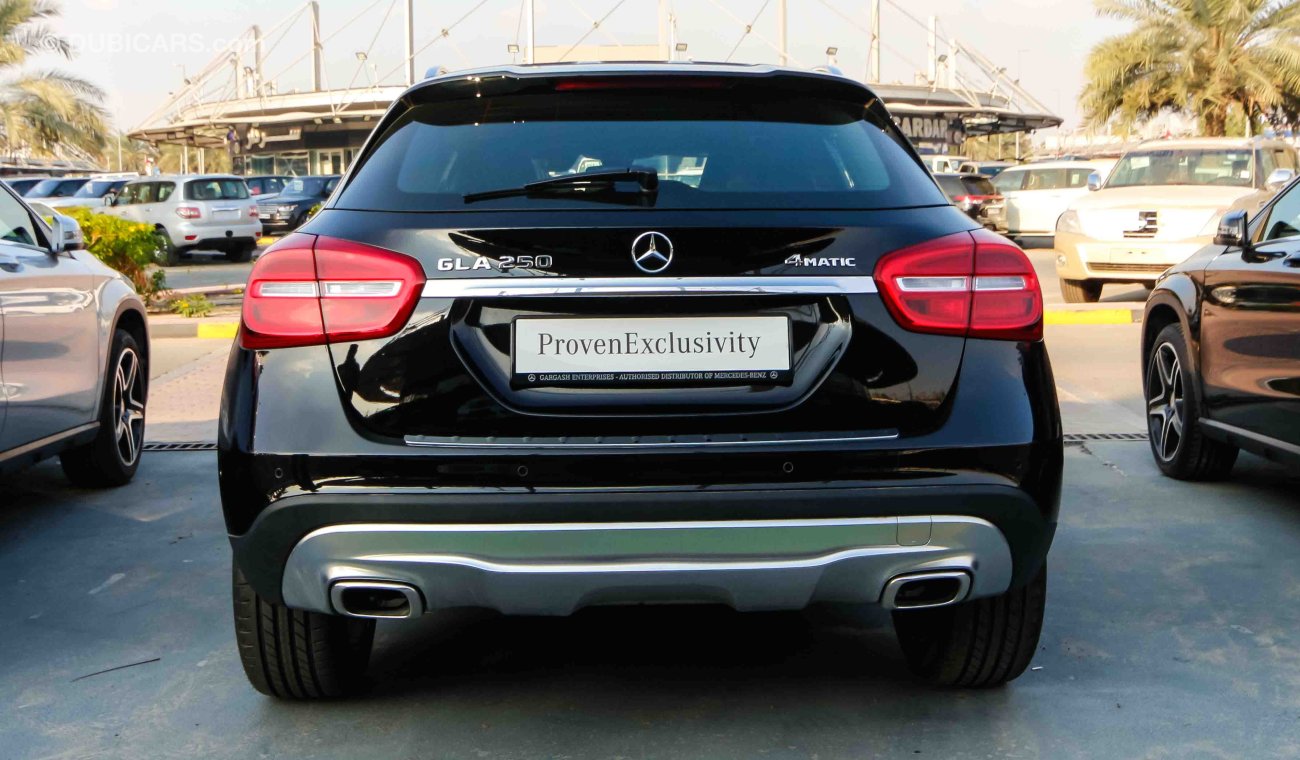 مرسيدس بنز GLA 250 4 Matic