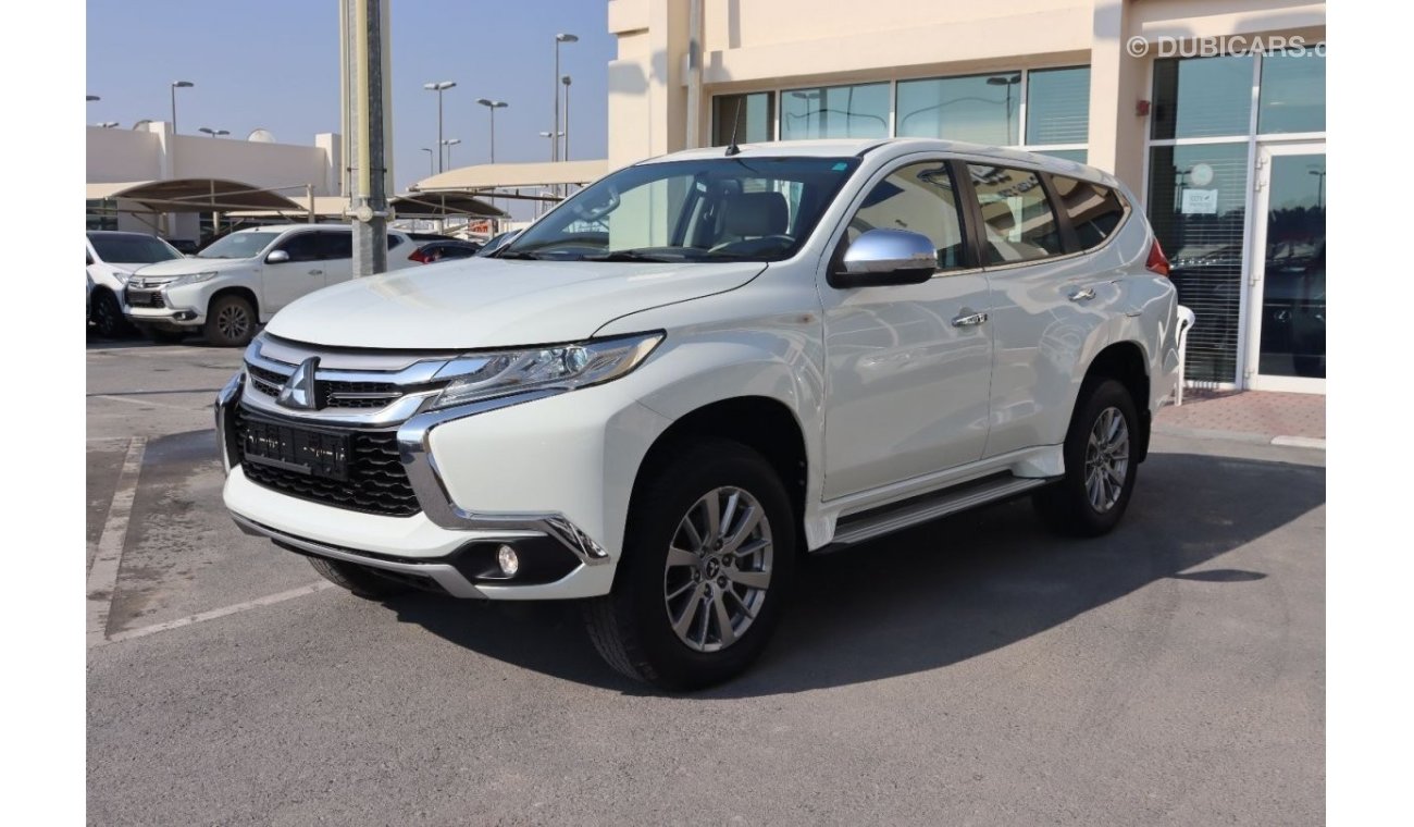 Mitsubishi Montero GLX Mitsubishi Montero Sport 2017 GCC