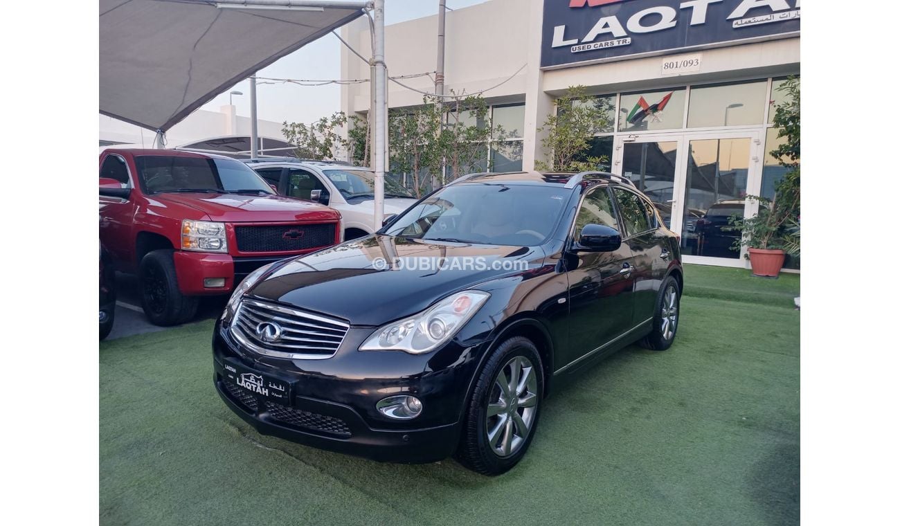 إنفينيتي EX35 موديل 2012 خليجى رقم واحد بصمة فتحة جلد مثبت سرعة تحكم رنجات حساسات بحالة ممتازة