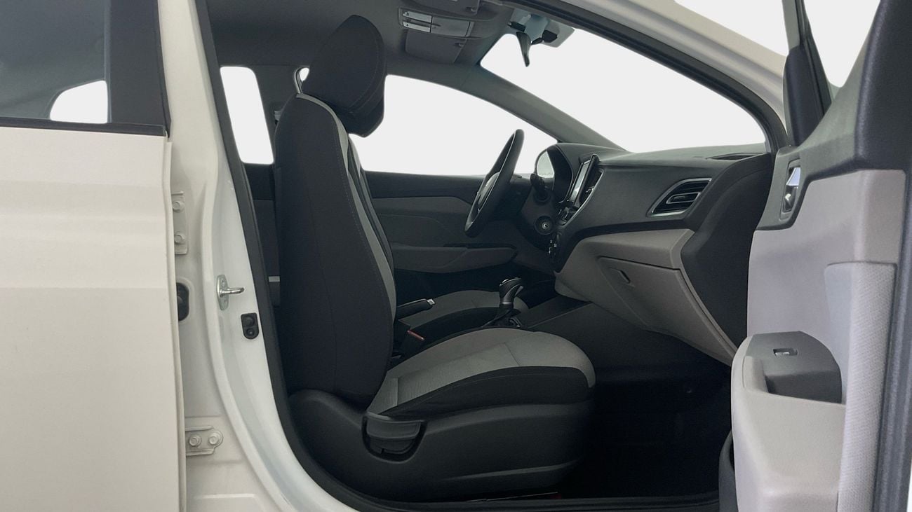 هيونداي أكسنت 1.6 AUTO GL AUTO SMART PLUS | شامل الضمان | 0 ﺪﻔﻋﺓ ﺃﻮﻟﻯ