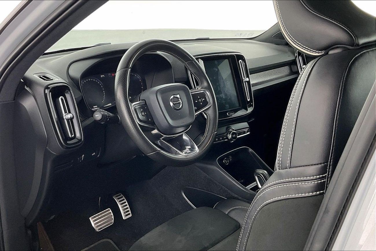 فولفو XC 40 T5 R Design | شامل الضمان | 0 ﺪﻔﻋﺓ ﺃﻮﻟﻯ