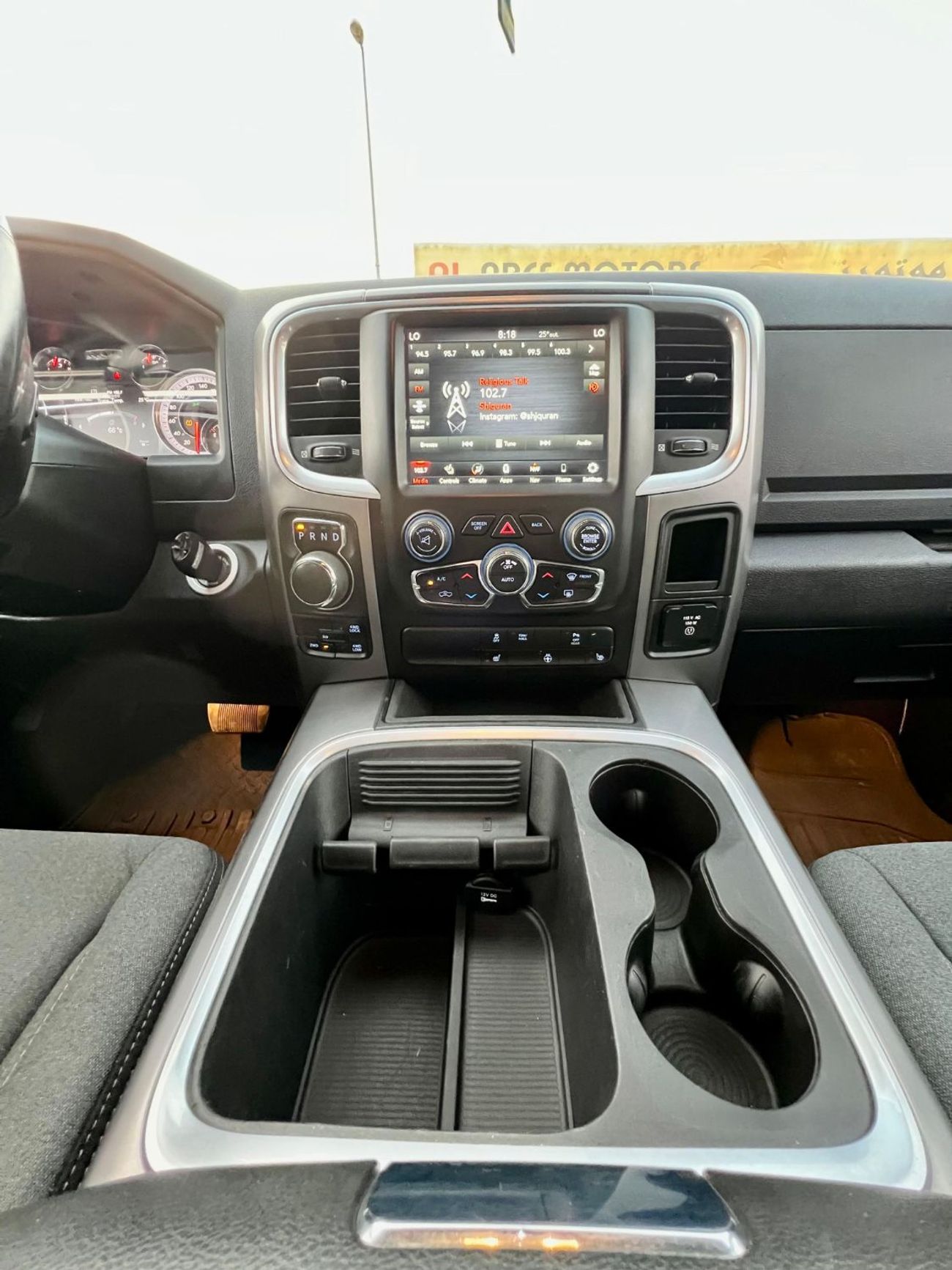 دودج رام فان Ram classic v6 warranty one bank financie available