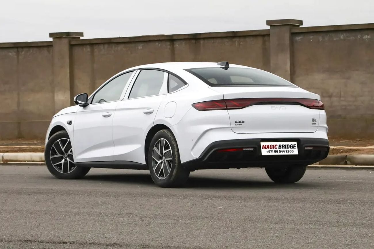 بي واي دي كين ال دي ام-اي DM-i 128KM Leading Edition