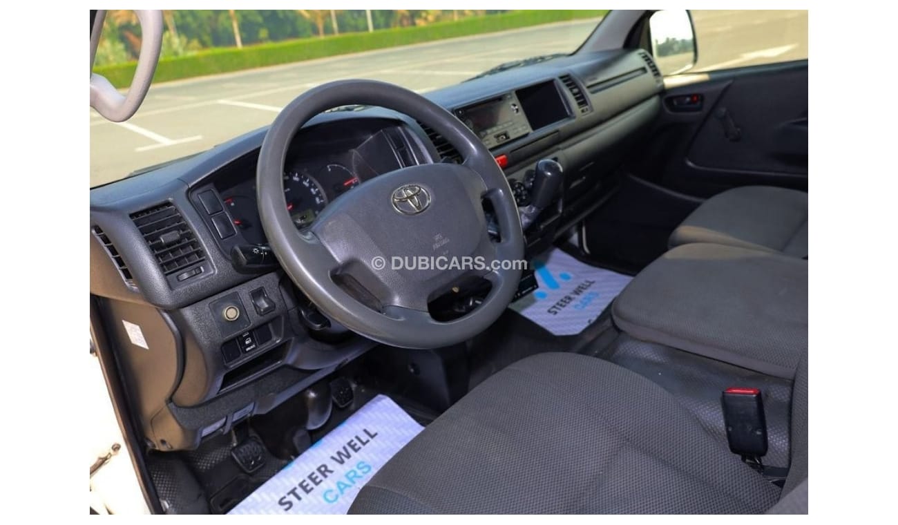 Toyota Hiace GL - High Roof LWB 2016 | 2.7L Chiller Van | M/T - RWD - GCC Specs - Well Maintained Van | Book Now