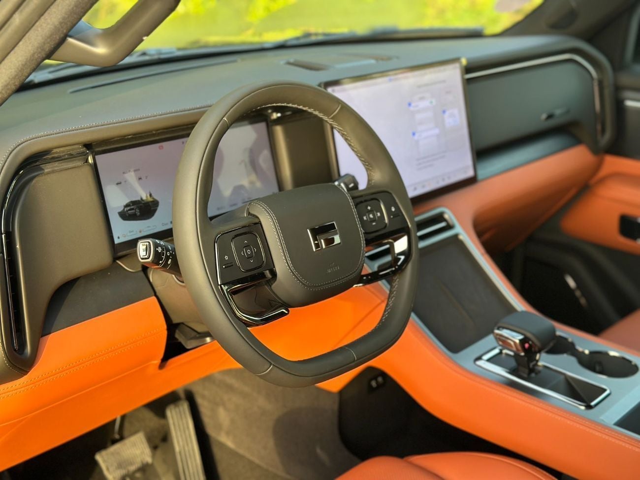 ROX 01 VIP | 6 Seats | Brand New | AED 3,400 monthly