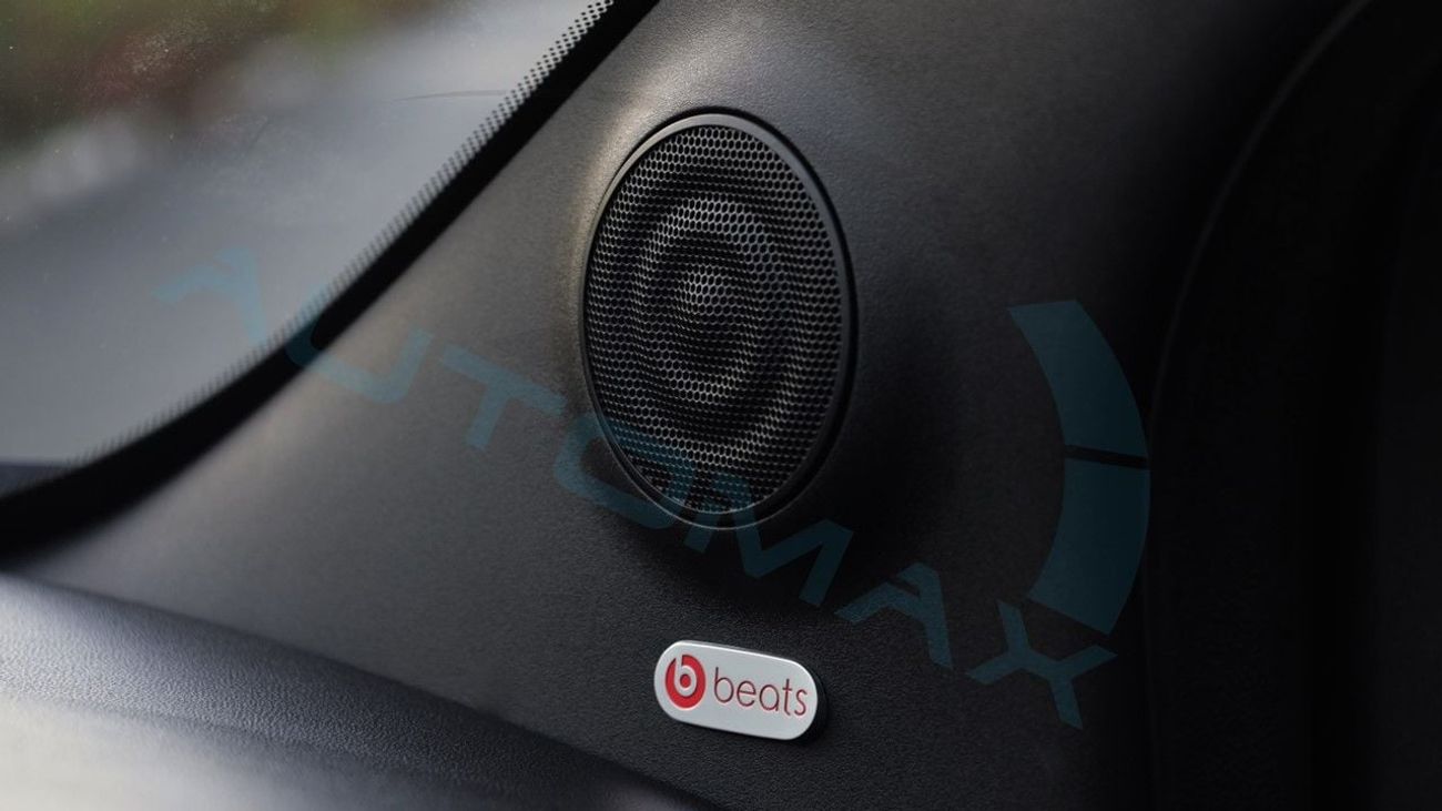 أبارث 695 Abarth 695 Turismo 1.4T 2024 GCC 19000Km With 3 Years Or 120,000 Km Warranty @Official Dealer