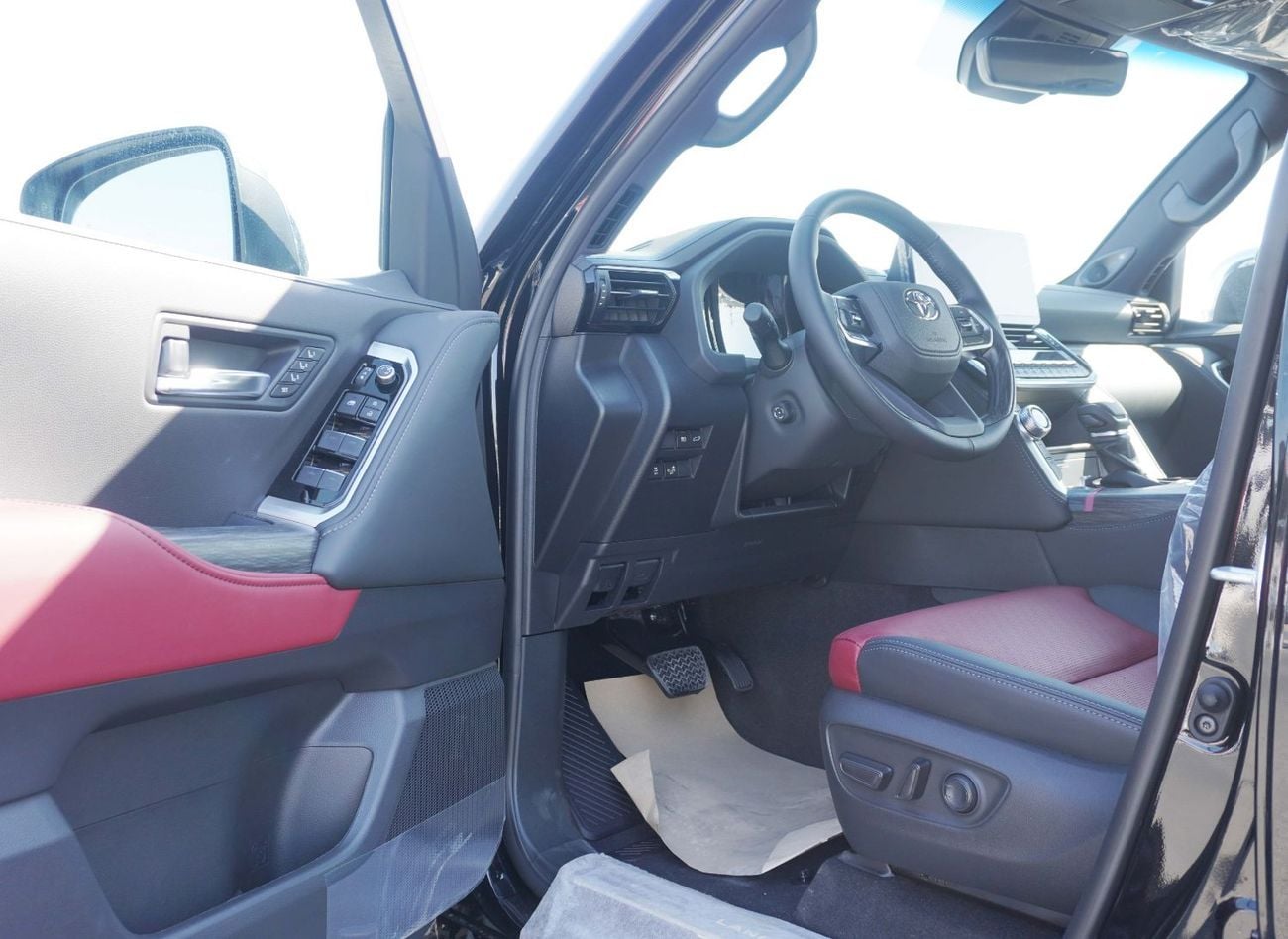 تويوتا لاند كروزر VXR 3.3 TDSL A/T (SIDE STEP, HEAD-UP DISPLAY, 360 CAMERA)