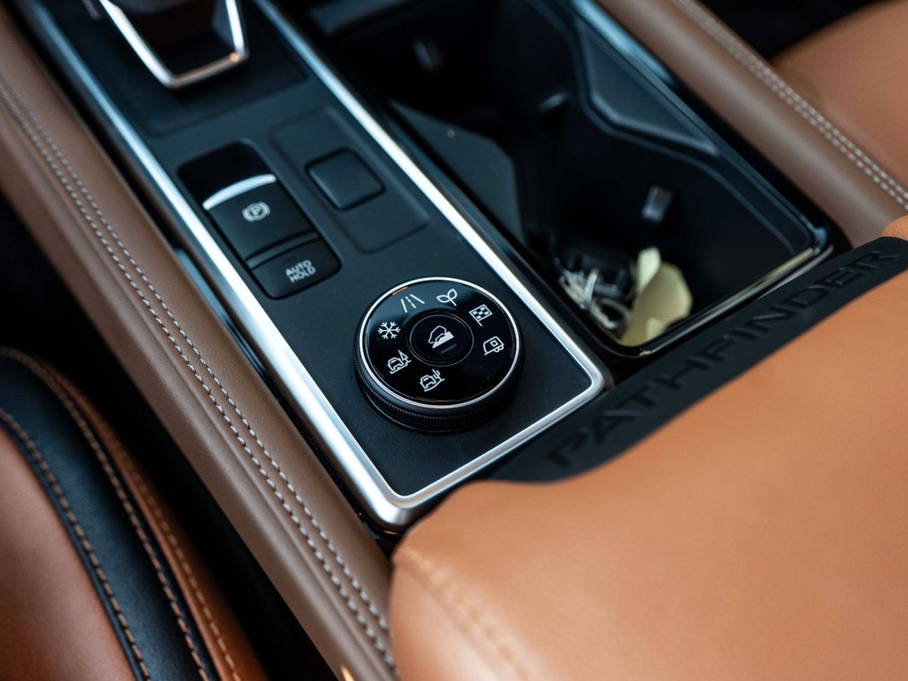 نيسان باثفايندر 3.5L SL 4WD