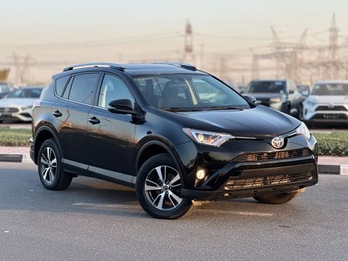 تويوتا راف ٤ XLE 2.5 L 4X4 | Sunroof Full option