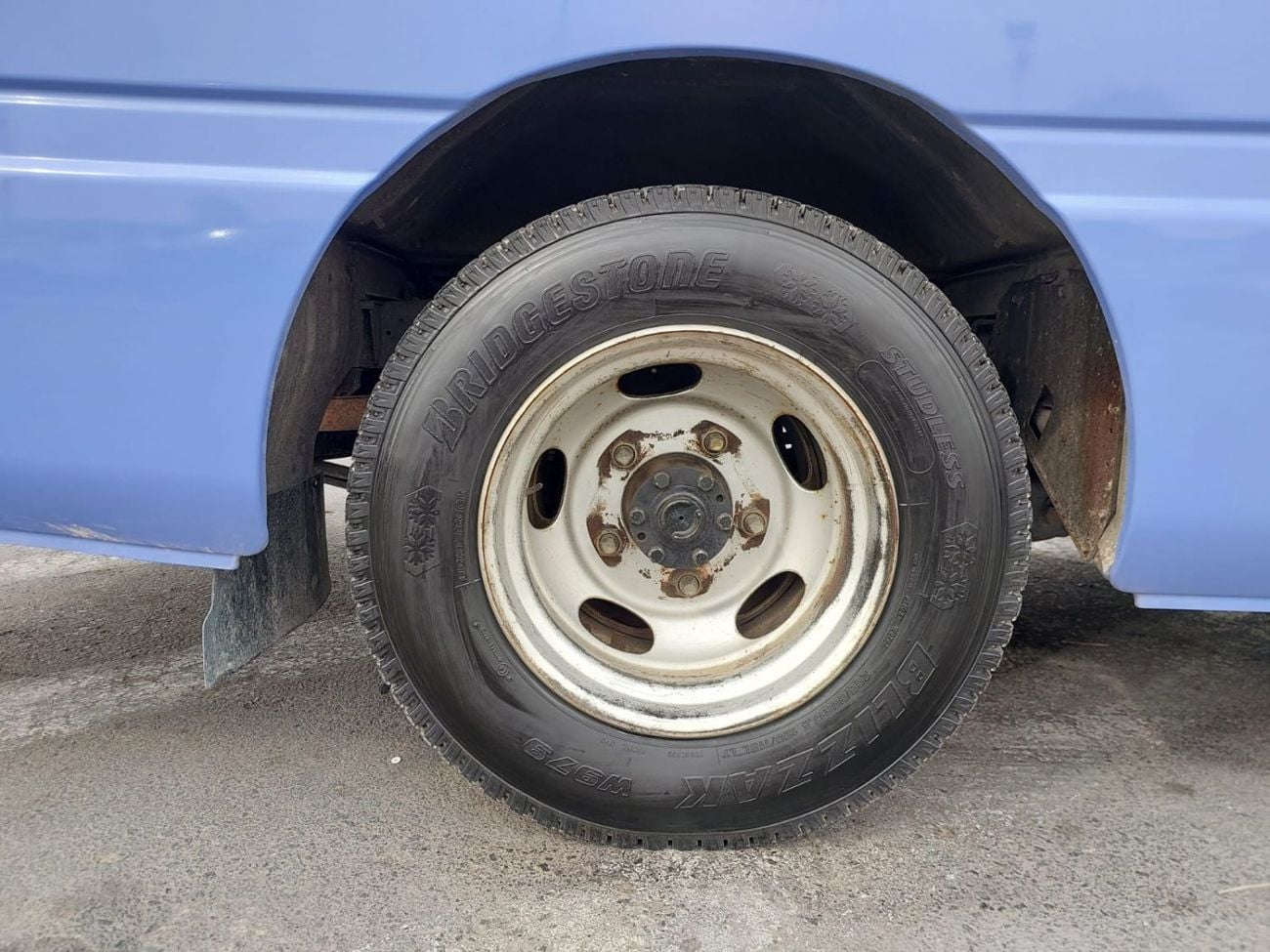 Nissan Civilian NISSAN CIVILIAN BUS RHD 2003 MODEL 4.1 L DIESEL AUTOMATIC(PM20323)