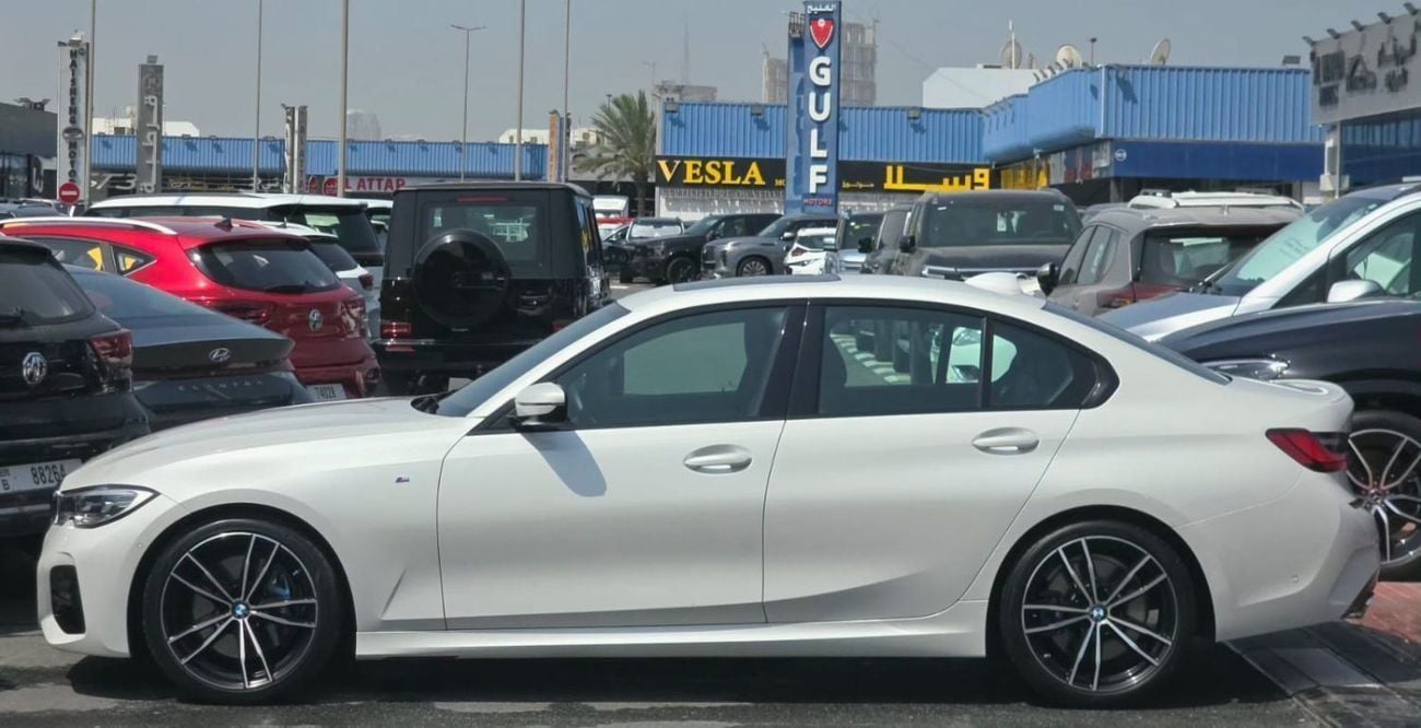 BMW 330i M Sport 2.0L (258 HP) M Sport Warranty & service 2022 GCC