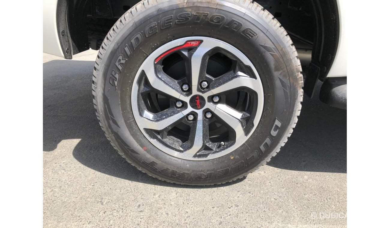 Toyota Hilux TRD V6 4.0 full option 2019 now in Dubai one unit only