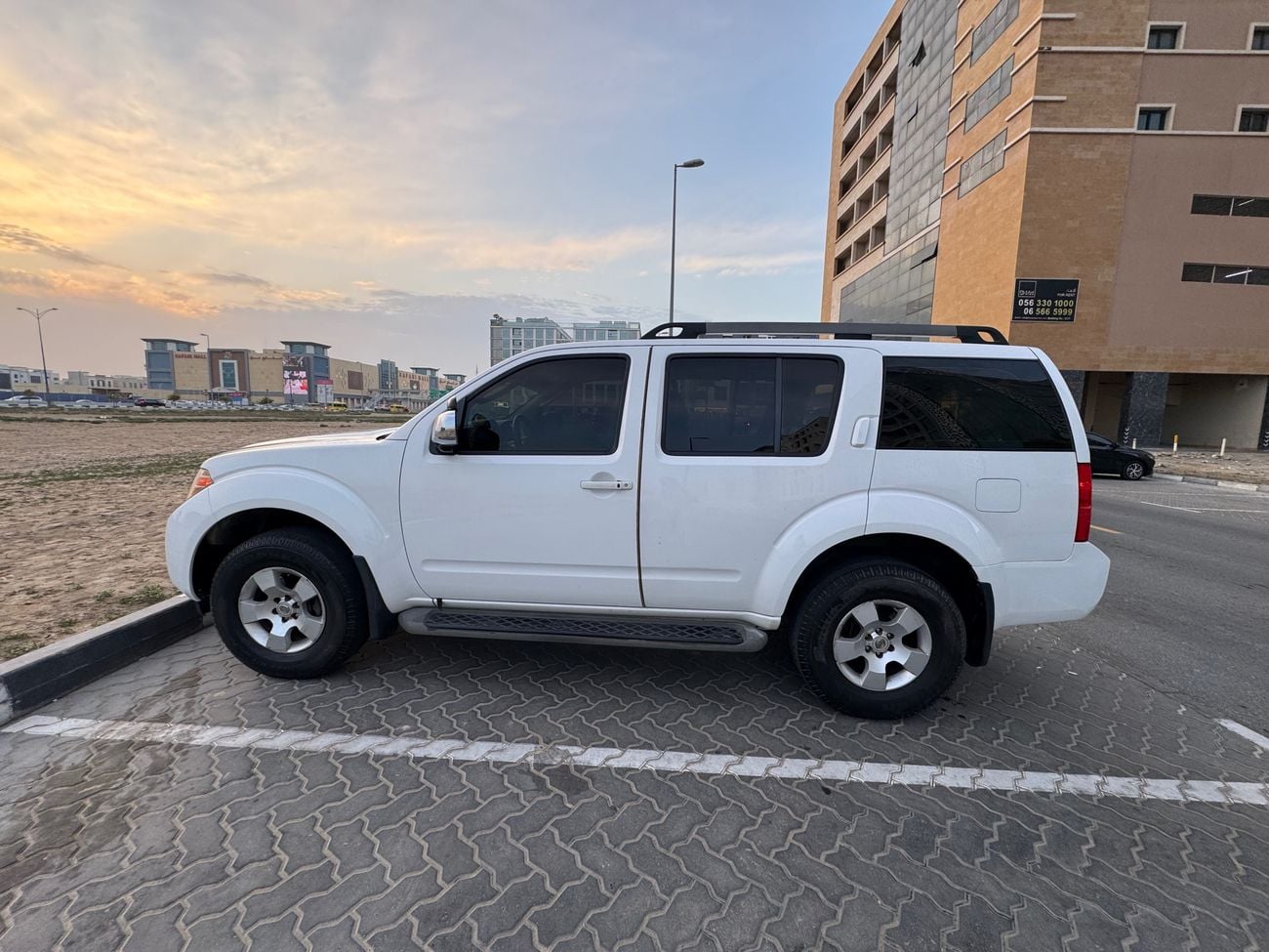 Nissan Pathfinder S 3.5L