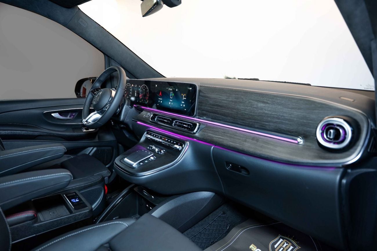 مرسيدس بنز V 300 Built by Barugzai | Agency Warranty | VIP Interior