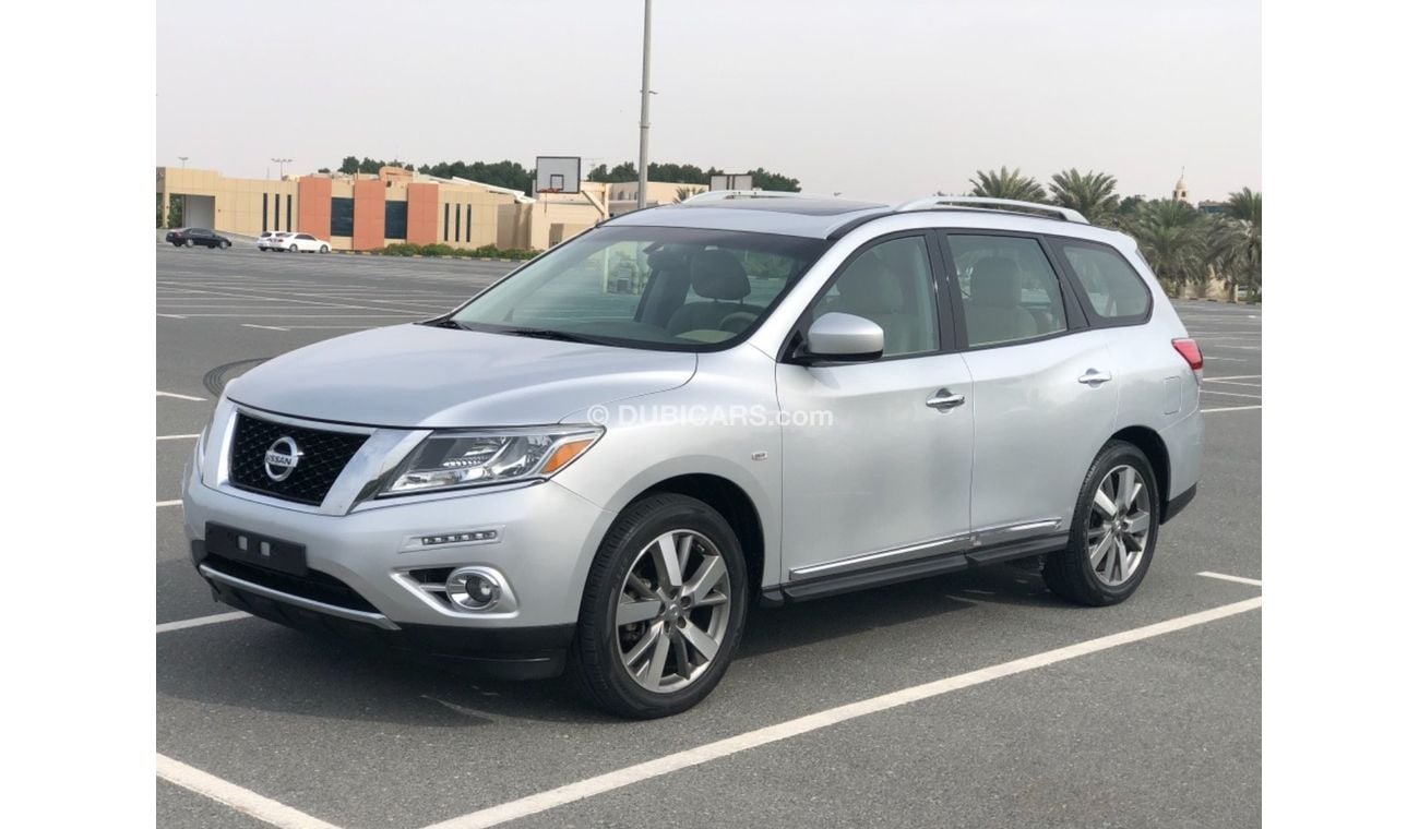 نيسان باثفايندر SV نيسان باثفندر موديل 2013 خليجي حاله ممتازه من الداخل والخارج كراسي جلد وبانوراما ومثبت سرعه مالك 