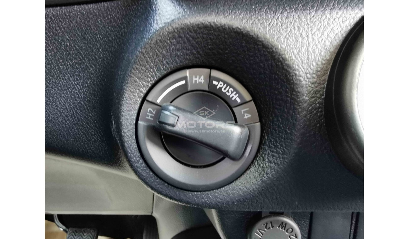 تويوتا هيلوكس WIDE BODY 2.4L Diesel, 17" Tyre, Power lock/Windows (CODE # THBBL21)