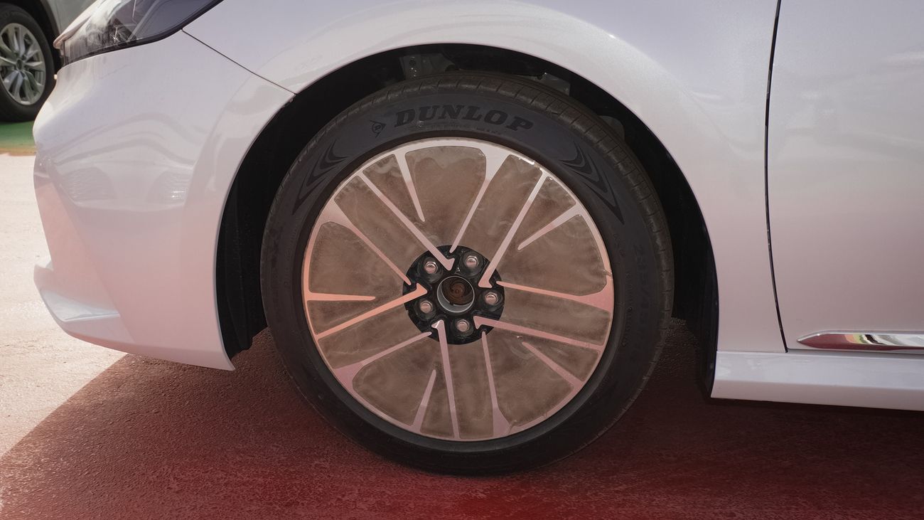 Toyota Camry Lumiere  2.5L HEV