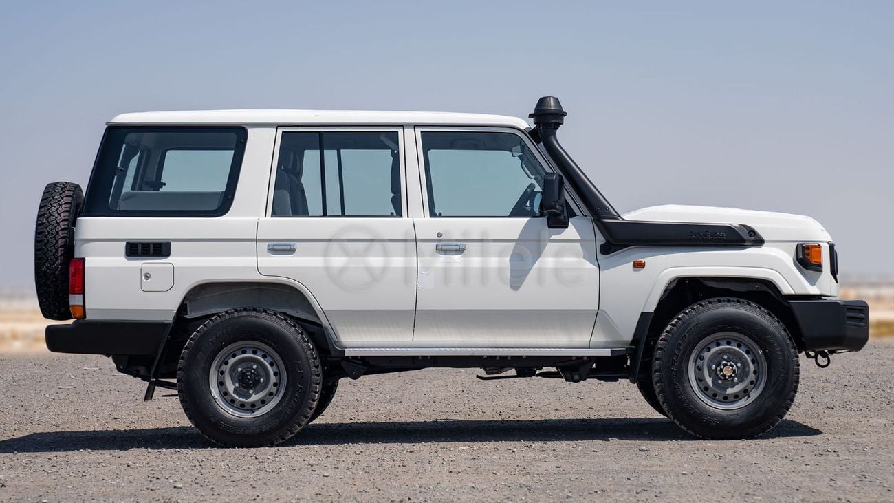 تويوتا لاند كروزر 76 LAND CRUISER LC76