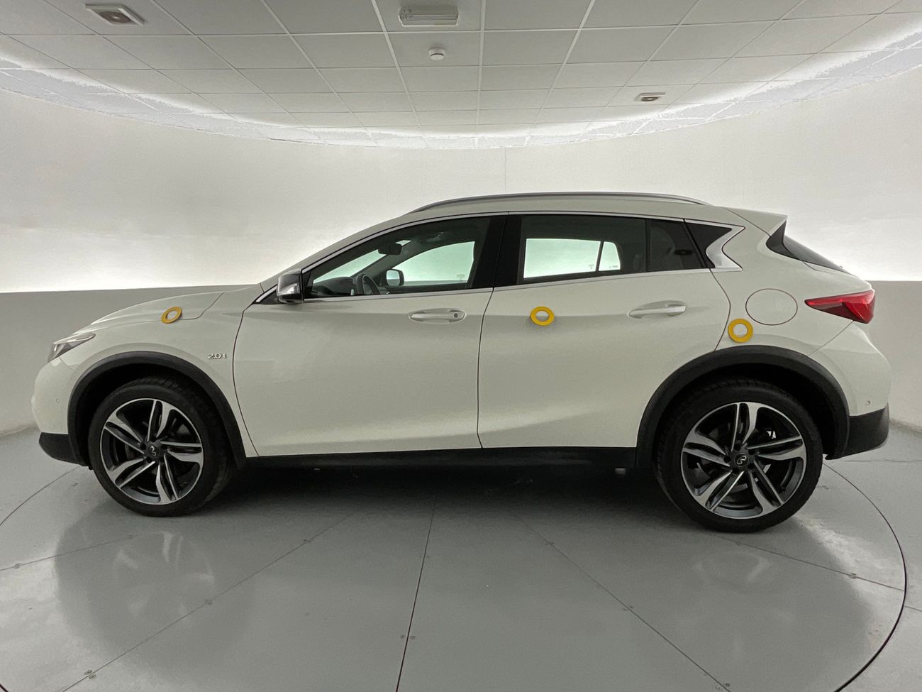Infiniti QX30 Premium