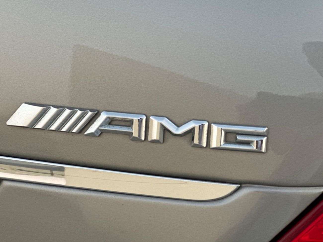 Mercedes-Benz S 350 GCC MODEL 2009 car perfect condition inside and outside full  option sun roof leather seats  screen 