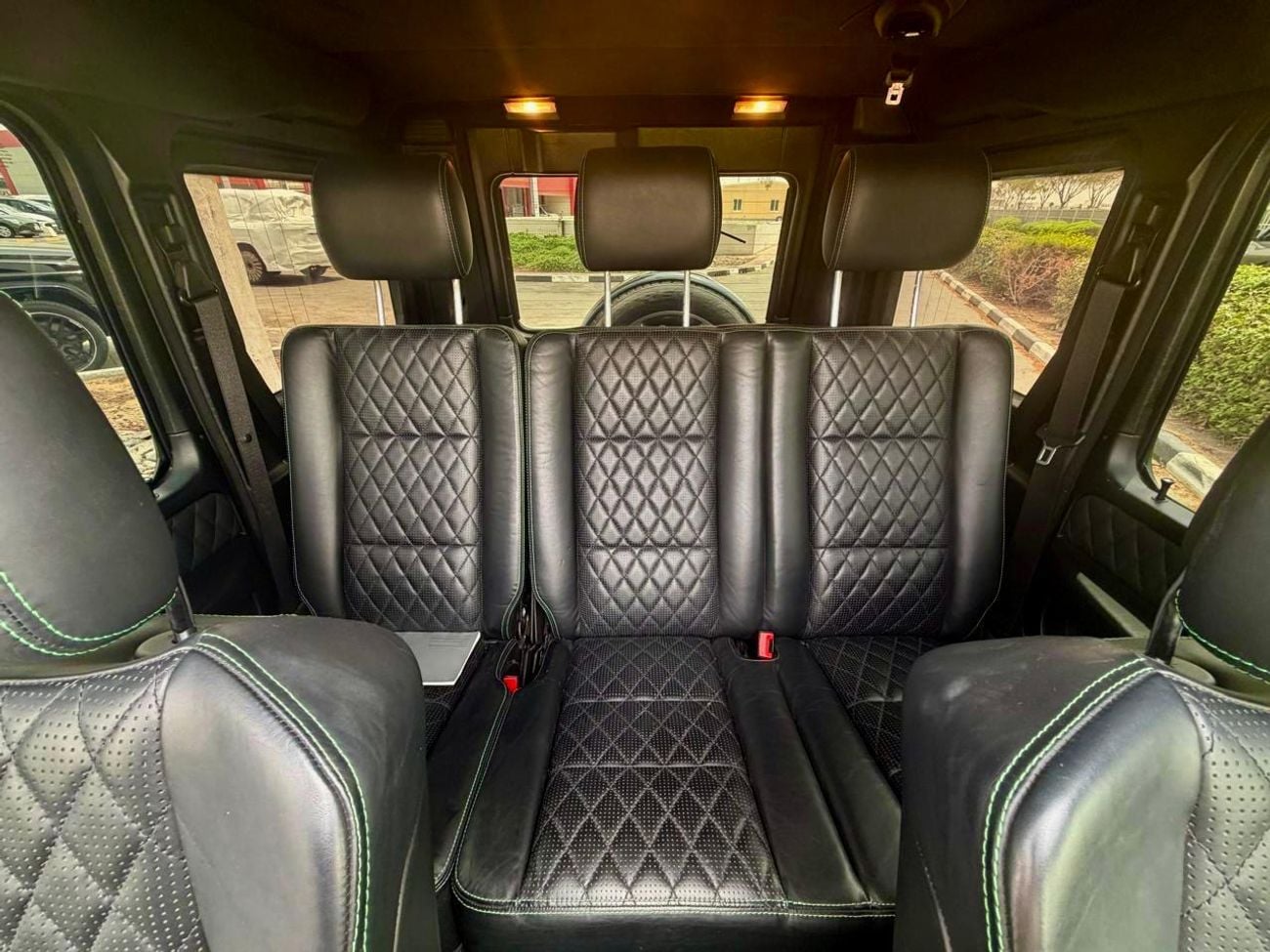 مرسيدس بنز G 63 AMG STANDARD G 63 AMG LIMITED EDUCATION SPECIAL COLOR CARBON FIBER