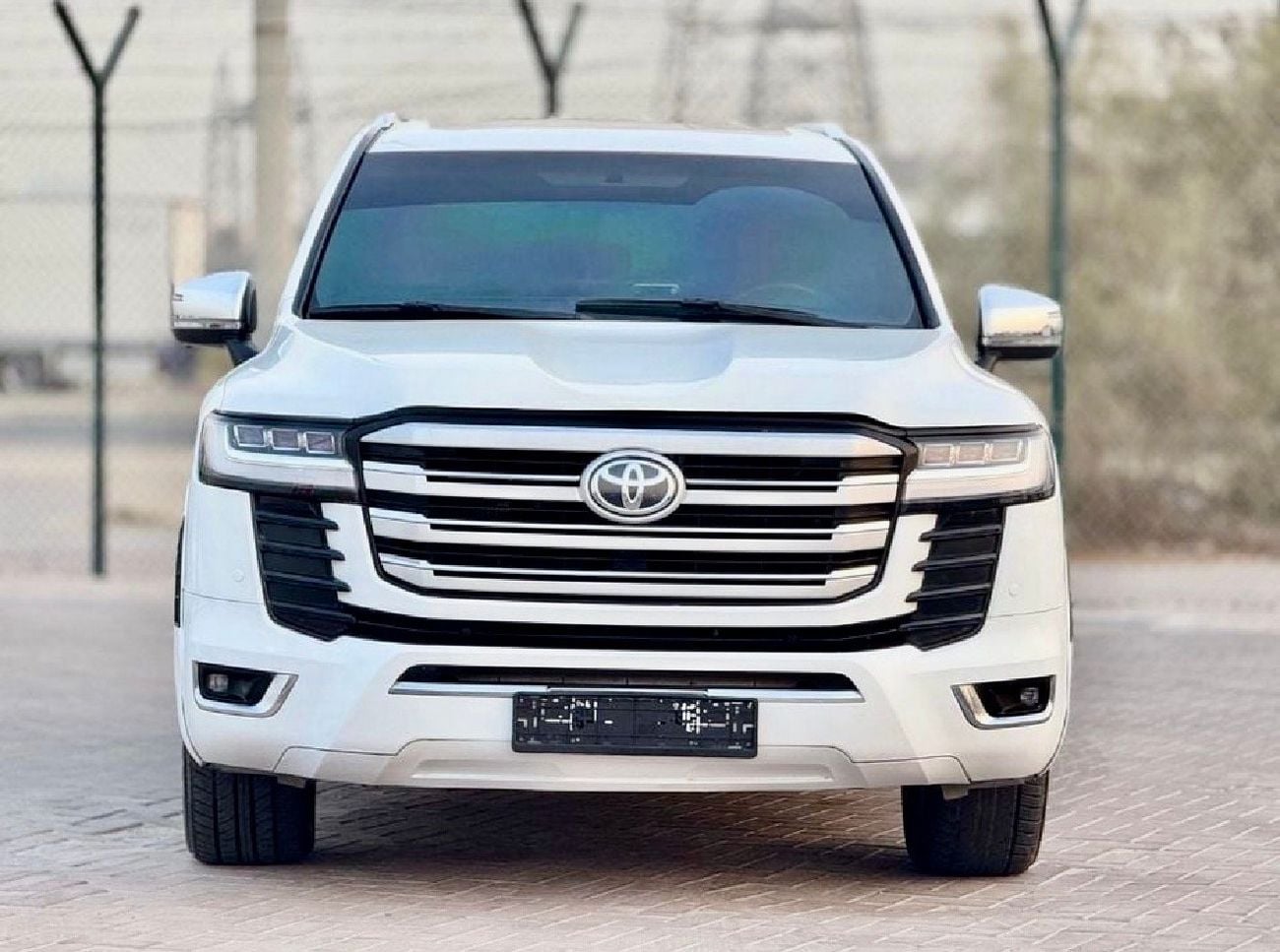 تويوتا لاند كروزر GXR