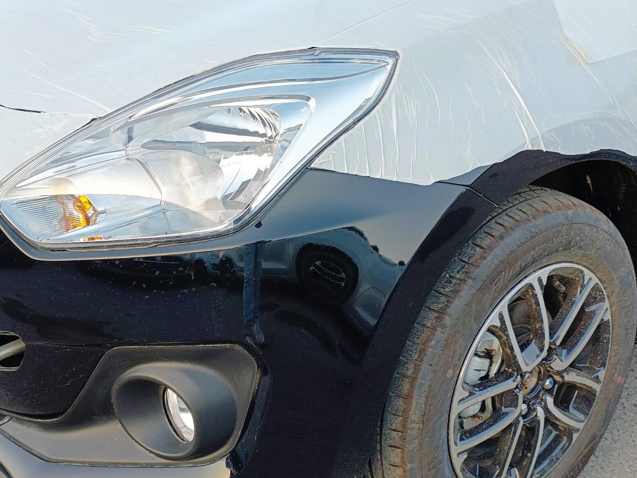 سوزوكي سويفت GLX / 1.2L PETROL / PUSH START / ALLOY RIMS / SPECIAL PRICE