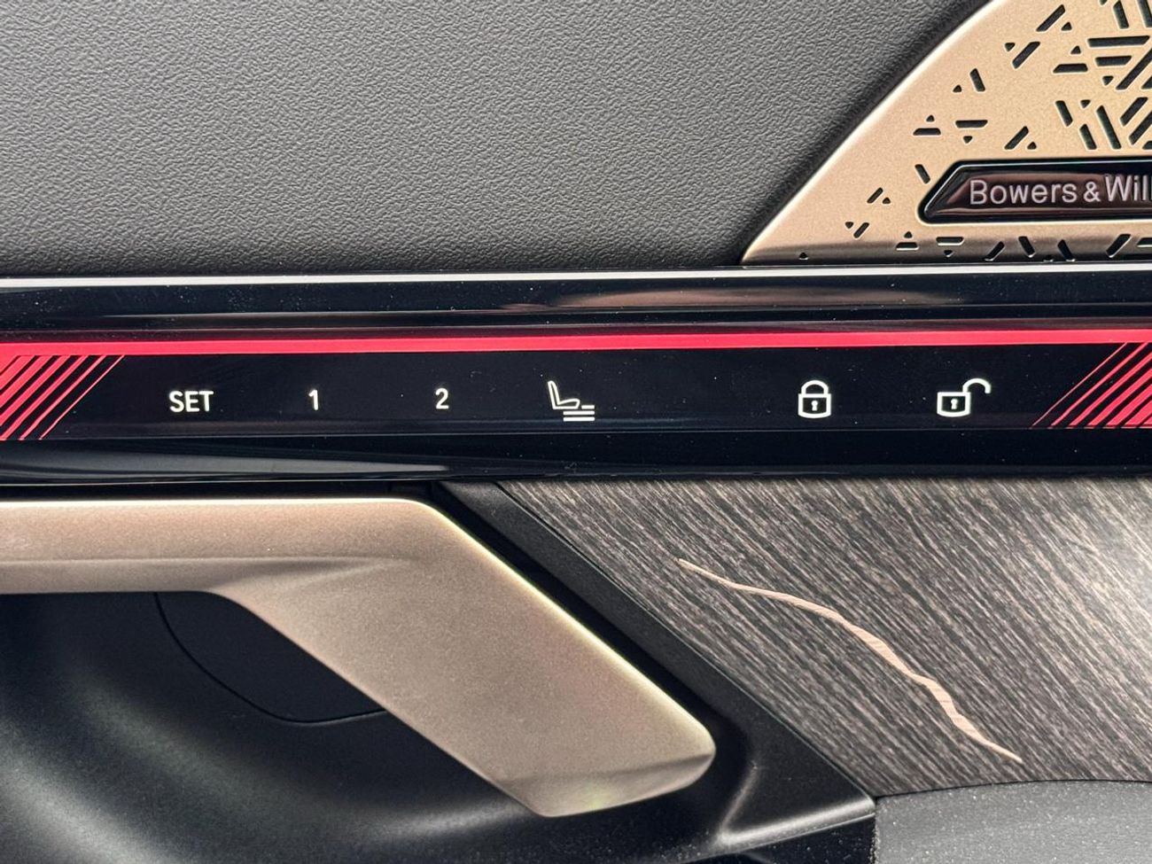 بي أم دبليو 530i BMW 5-Series 530i PREMIUM EDITION M SPORT PACKAGE